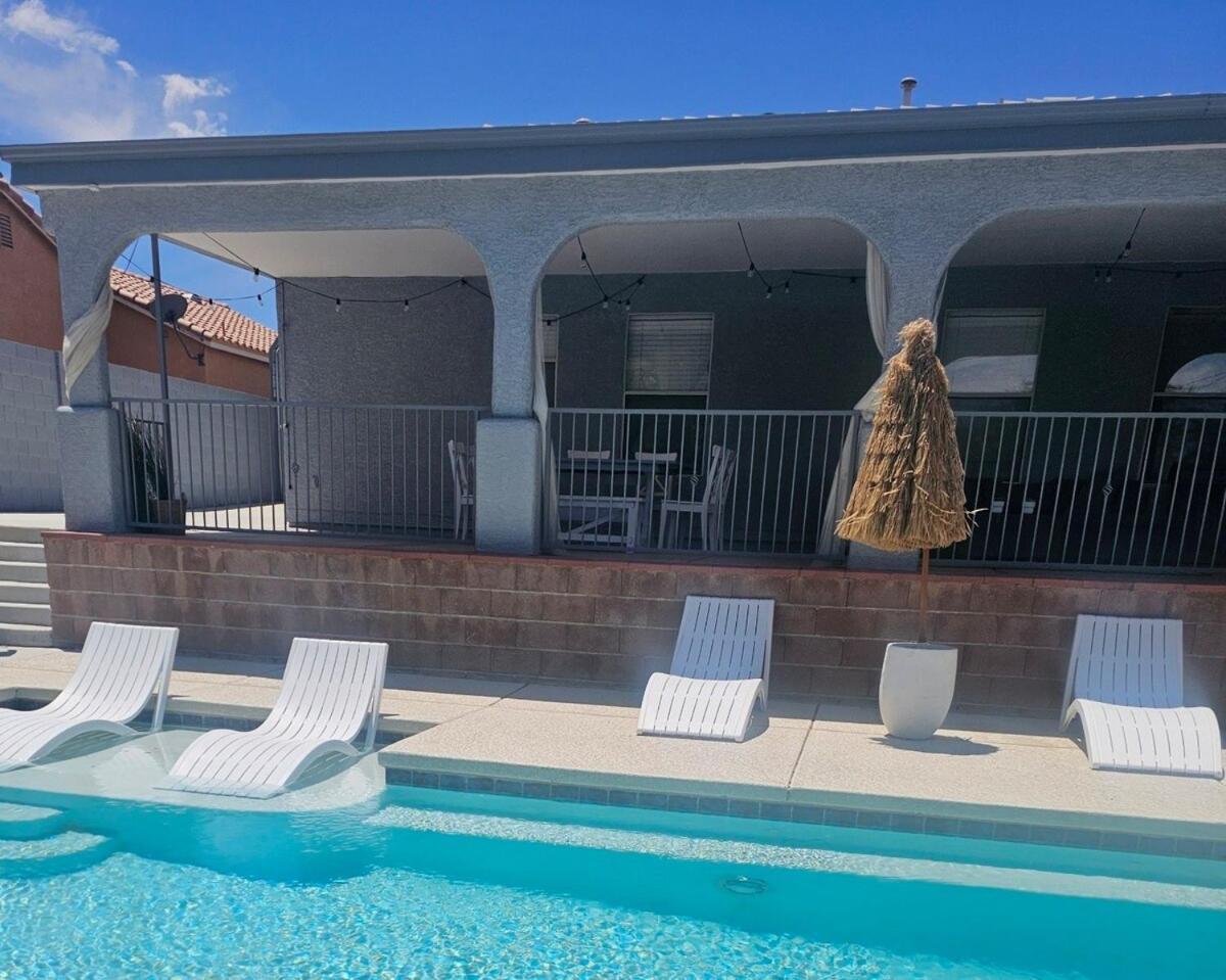Cozy Desert Retreat - Pool, Spa, Views Henderson Extérieur photo